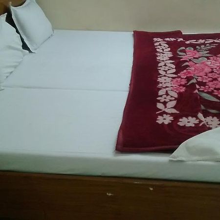 Central Afia Residency-Only For Indians Chennai Luaran gambar