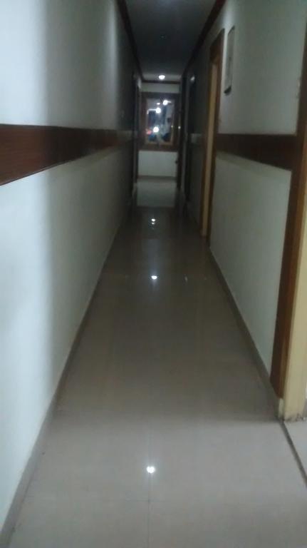Central Afia Residency-Only For Indians Chennai Luaran gambar