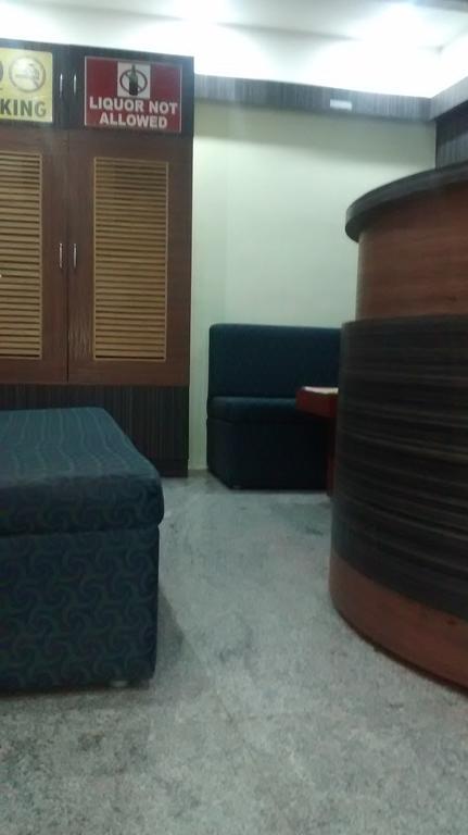 Central Afia Residency-Only For Indians Chennai Luaran gambar